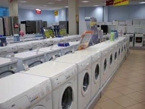 Mesin basuh dalam pilihan jualan kedai