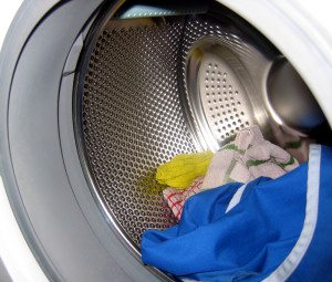 Schleudern und in der Waschmaschine waschen