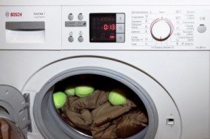 Tennis balls for washing down jackets