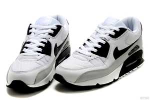 Sneakers svarta och vita
