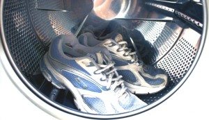 غسل الأحذية في الغسالة - تعليمات