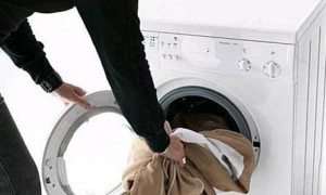hur man tvättar en jacka i maskinen