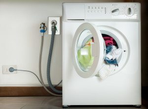 Kaip atjungti skalbimo mašiną nuo vandens tiekimo?