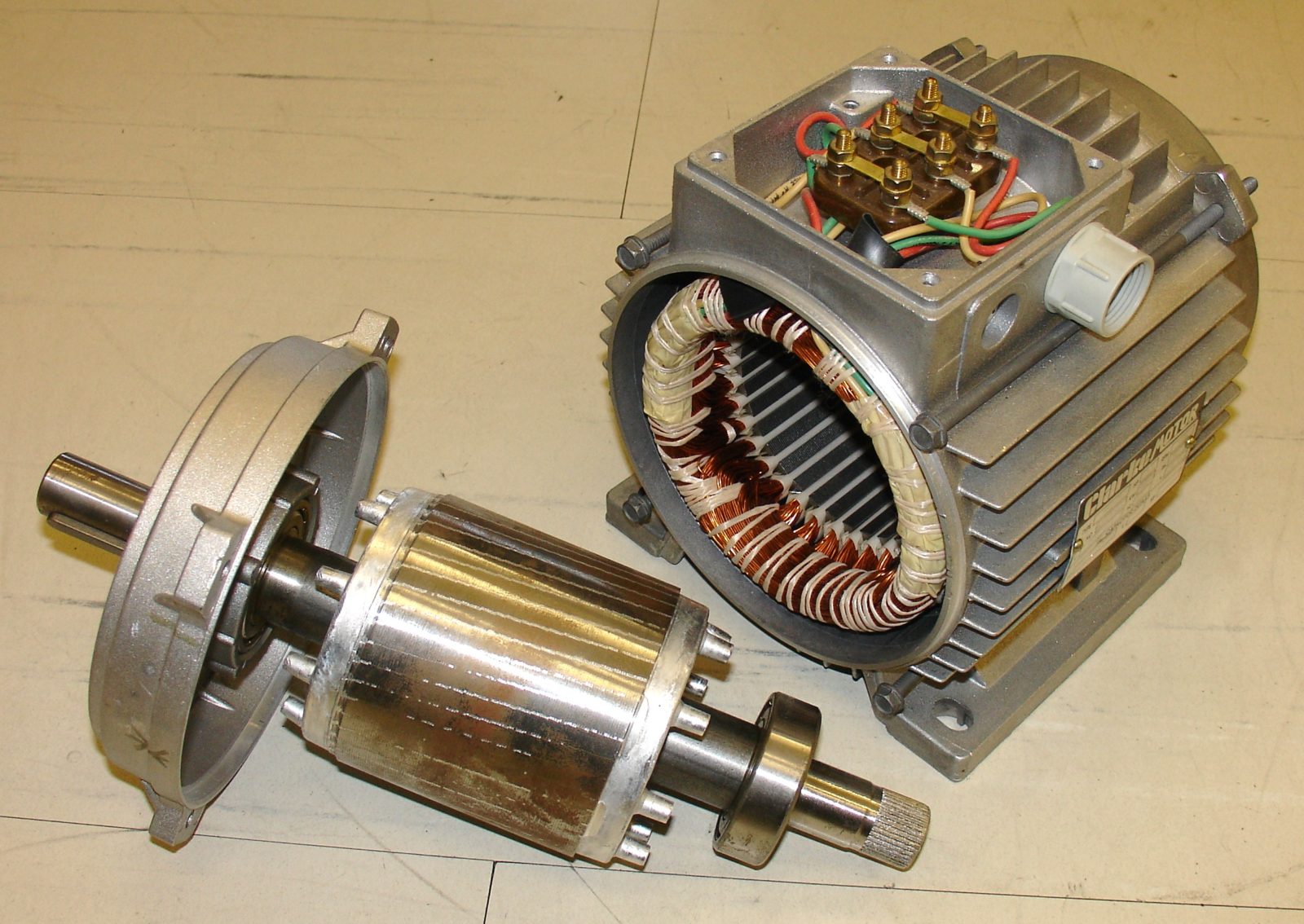Generator vom Waschmaschinenmotor