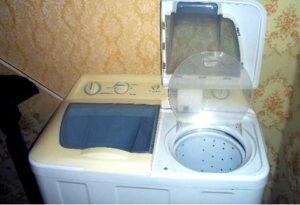 semi-automatisk vaskemaskine