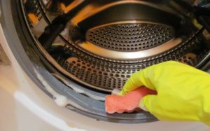 rengjøring av vaskemaskinen