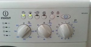 fout f12 op Indesit-wasmachine zonder display