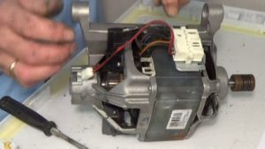 мотор из машине за прање веша Аристон