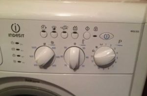 çamaşır makinesi kontrol paneli Indesit WISL 103