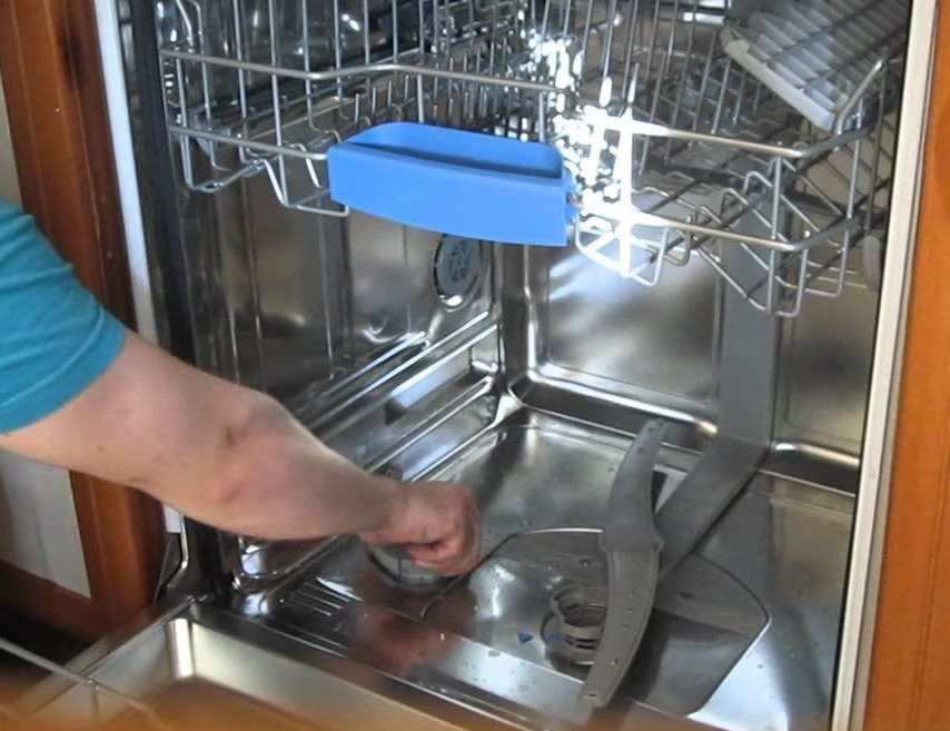 bulaşık makinesinde tıkanma