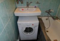 เครื่องซักผ้า Kandy ใต้อ่างล้างจาน อ่างอาบน้ำทางด้านขวา