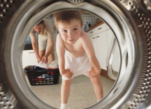 Slik aktiverer eller deaktiverer du barnesikring på LG vaskemaskin