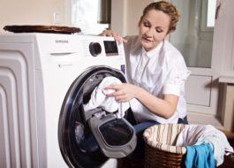 Revizuirea mașinii de spălat rufe Samsung cu rufe suplimentare