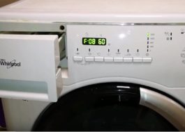 Errore F08 sulla lavatrice Whirlpool