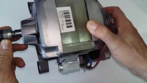 Zanussi veļas mašīnas motors bojāts