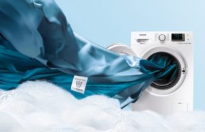 Cum să speli draperiile într-o mașină de spălat