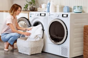 How to properly place laundry in an automatic washing machine