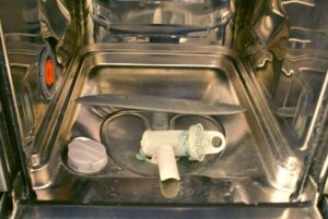 Hogyan távolítsuk el a penészt a mosogatógépben?