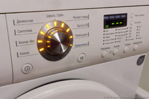 เครื่องซักผ้าพร้อมฟังก์ชันชั่งน้ำหนักผ้า