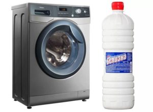 Nililinis ang washing machine gamit ang White