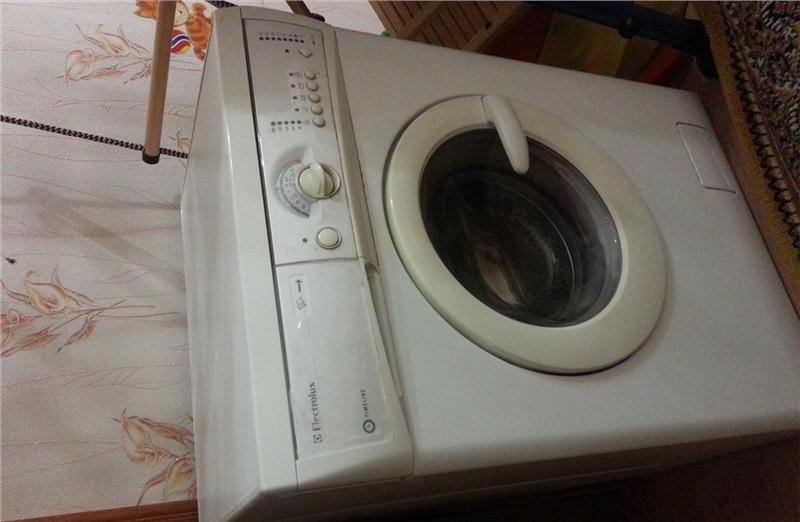 Maaari mong ibalik ang washing machine na may kabuuang timbang