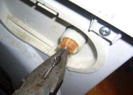 Så här rengör du inloppsfiltret i en LG tvättmaskin