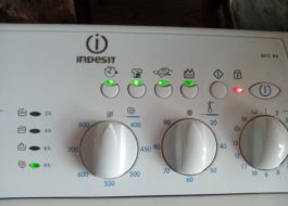 Foutcodes voor de Indesit wasmachine op basis van knipperend indicatielampje
