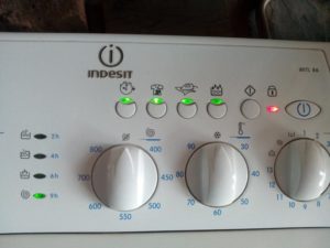 Felkoder för Indesit tvättmaskin baserat på blinkande indikator