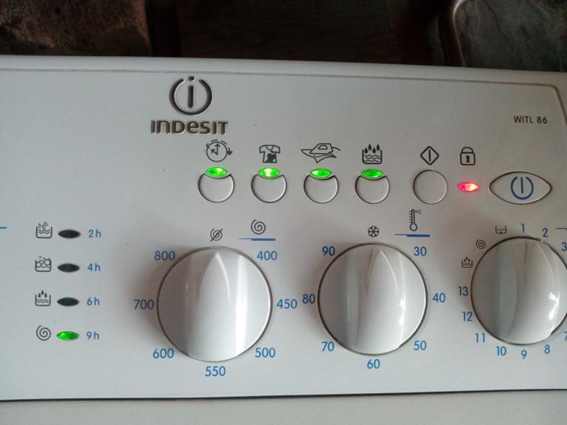 Mga error code para sa Indesit washing machine batay sa blinking indicator