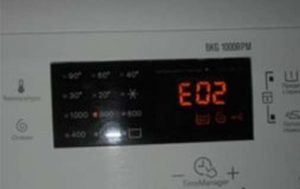 Error E02 sa isang Electrolux washing machine
