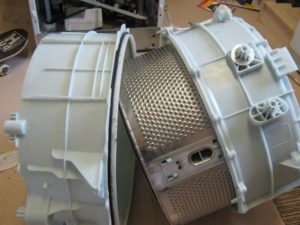 Paano i-disassemble ang drum sa isang LG washing machine?