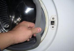 How to remove the cuff on an LG washing machine?