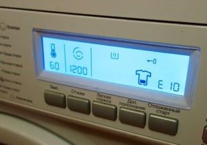Fel E10 i Zanussi tvättmaskin