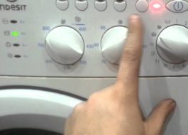 Sådan stopper du Indesit vaskemaskinen under vask