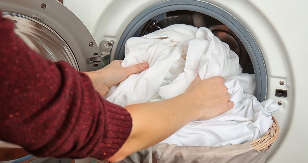 προετοιμασία ρούχων για πλύσιμο
