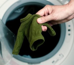 Como lavar algo para que encolha?