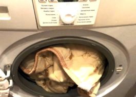 Can a wool blanket be washed in a washing machine?