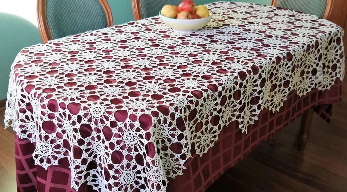 knitted tablecloth is difficult to wash