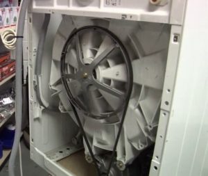 Hoe de riem in een Bosch-wasmachine vervangen?