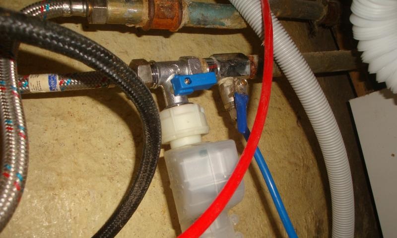 sjekk riktig tilkobling til vannforsyningen
