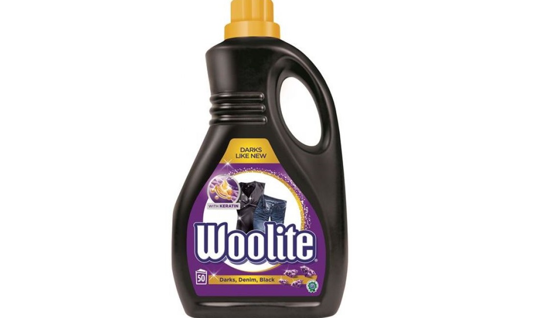 Woolite Premium Oscuro
