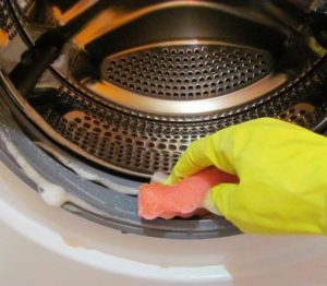 Com que frequência você deve limpar sua máquina de lavar?