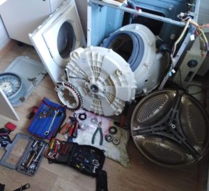 Có đáng thay thế vòng bi trên máy giặt hay tốt hơn là mua một cái mới?