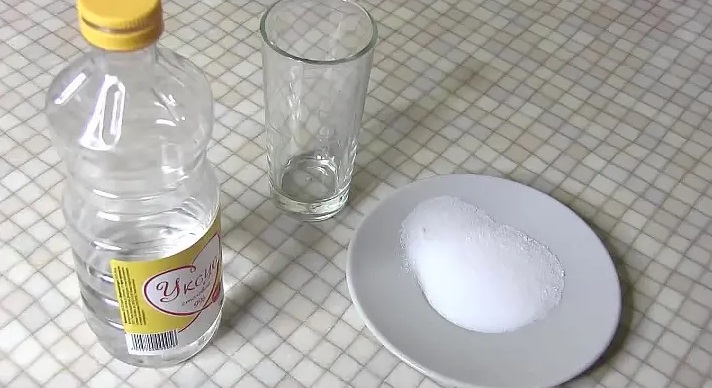 bicarbonato de sodio y vinagre ayudarán