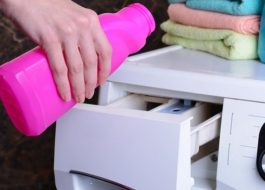 Yünlü çamaşırların çamaşır makinesinde yıkanmasına yönelik ürünler