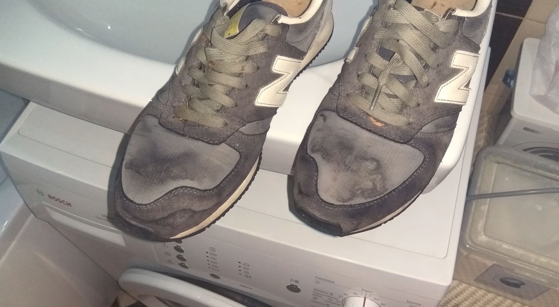 Zal de machine suède sneakers niet verpesten?