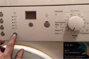 Hogyan lehet kikapcsolni a centrifugálást egy Bosch mosógépen?