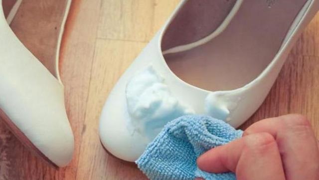 čištění baletních bot pro tanec