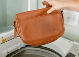 غسل حقيبة جلدية في SM