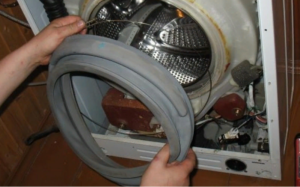 Làm thế nào để thay thế vòng bít của máy giặt Electrolux?